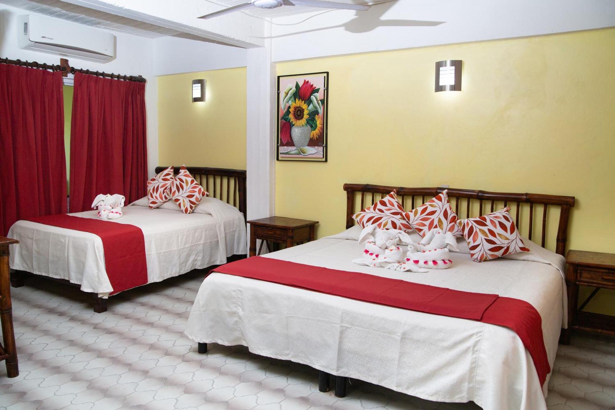 Hotel Zihua Caracol Сиуатанехо Екстериор снимка